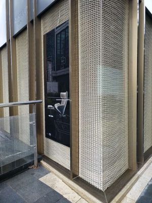 鋼板網廠是專業生產不銹鋼鋼板網、裝飾鋁板網、幕墻鋼板網的廠家